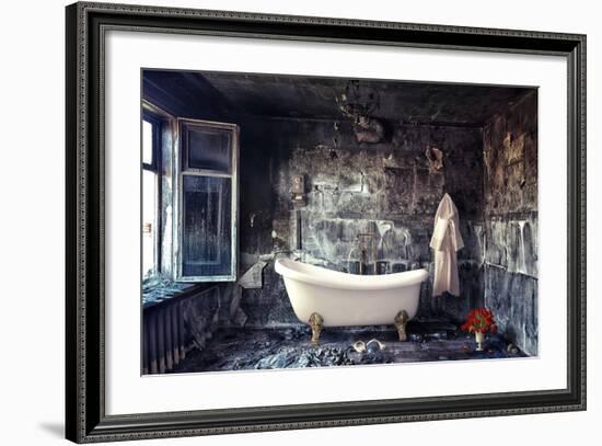 Vintage Bathtub in Grunge Interior-viczast-Framed Art Print