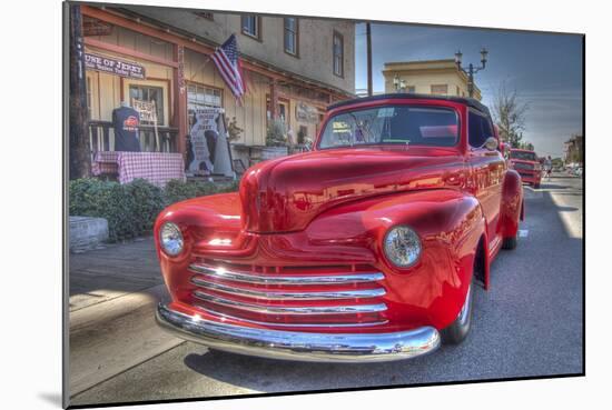 Vintage Car-Robert Kaler-Mounted Photographic Print