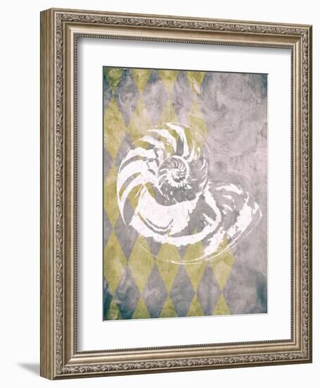 Vintage Harlequin Shell 1-Alicia Soave-Framed Art Print