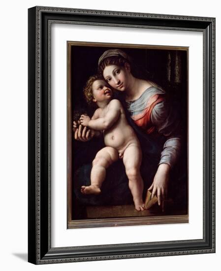 Virgin and Child (Painting, 16Th Century)-Giulio Romano-Framed Giclee Print