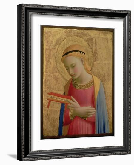 Virgin Annunciate, 1450-55 (Gold Leaf and Tempera on Wood Panel) (See also 139311)-Fra Angelico-Framed Giclee Print