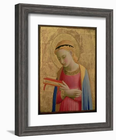 Virgin Annunciate, 1450-55 (Gold Leaf and Tempera on Wood Panel) (See also 139311)-Fra Angelico-Framed Giclee Print