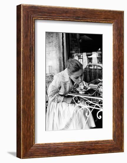 Virna Lisi Eating an Ice-Cream in Rome-Angelo Cozzi-Framed Photographic Print