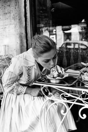 'Virna Lisi Eating an Ice-Cream in Rome' Photographic Print - Angelo ...