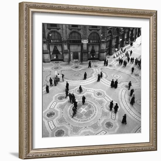 Vittorio Emanuele II Gallery, Milan 1950s-Mario de Biasi-Framed Giclee Print