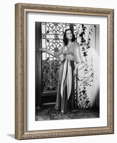 Vivien Leigh, c.1939-null-Framed Photo