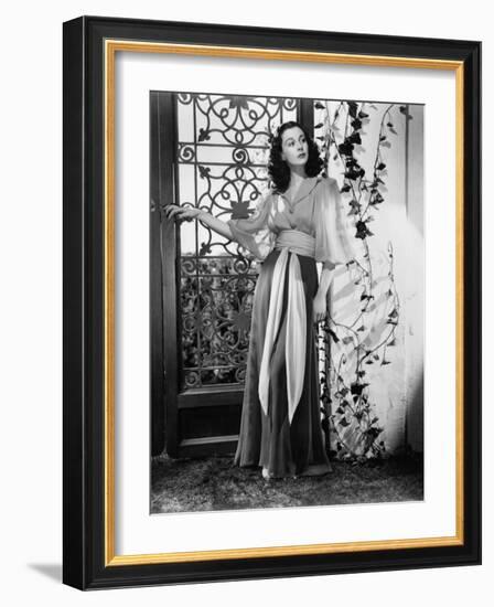 Vivien Leigh, c.1939-null-Framed Photo