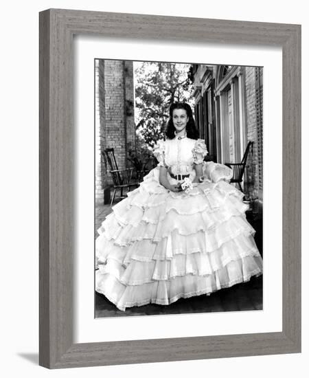 Vivien Leigh, Gone with the Wind, directed by Victor Fleming, 1939 (b/w photo)-null-Framed Photo