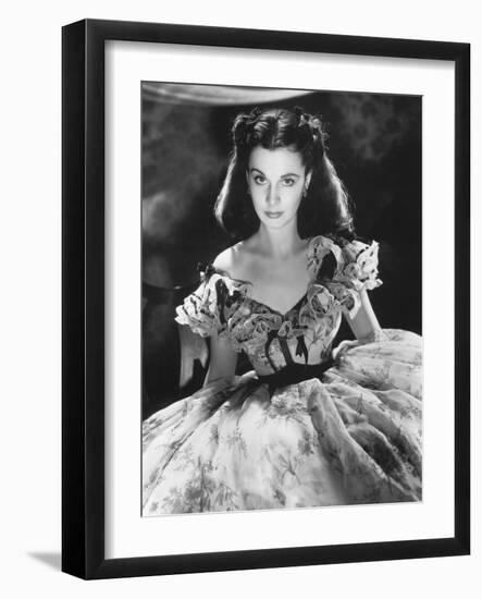 Vivien Leigh, Gone with the Wind, directed by Victor Fleming, 1939 (b/w photo)-null-Framed Photo