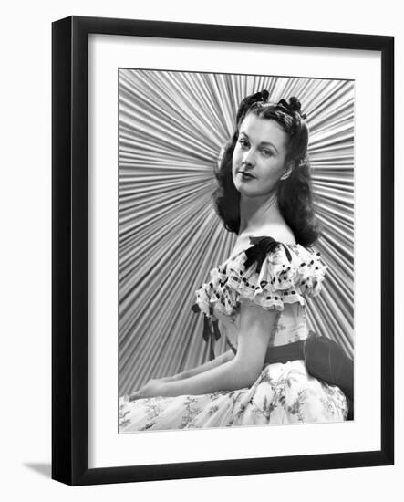 Vivien Leigh, Gone with the Wind, directed by Victor Fleming, 1939 (b/w photo)-null-Framed Photo