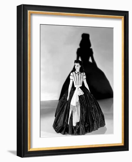 Vivien Leigh, Gone with the Wind, directed by Victor Fleming, 1939 (b/w photo)-null-Framed Photo