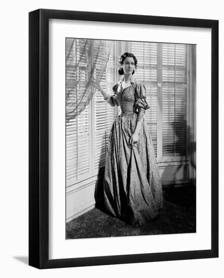 Vivien Leigh, Gone with the Wind, directed by Victor Fleming, 1939 (b/w photo)-null-Framed Photo