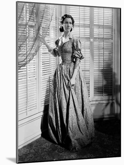 Vivien Leigh, Gone with the Wind, directed by Victor Fleming, 1939 (b/w photo)-null-Mounted Photo