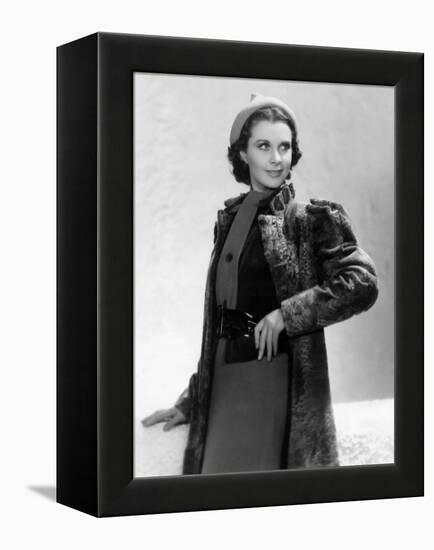 Vivien Leigh in a Gray Lamb Coat, 1937-null-Framed Stretched Canvas