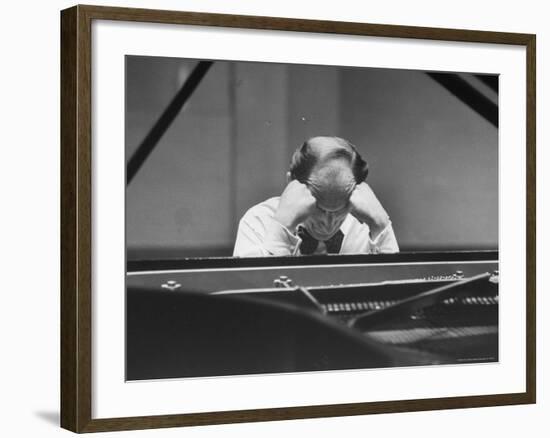 Vladimir Horowitz-Alfred Eisenstaedt-Framed Premium Photographic Print