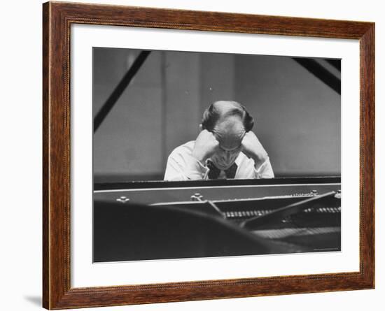 Vladimir Horowitz-Alfred Eisenstaedt-Framed Premium Photographic Print