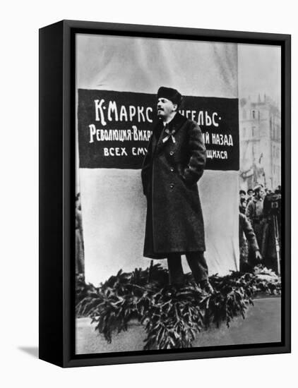 Vladimir Lenin He Speaks on the Occasion of the Inauguration of Monuments to Marx and Engels Moscow-null-Framed Premier Image Canvas