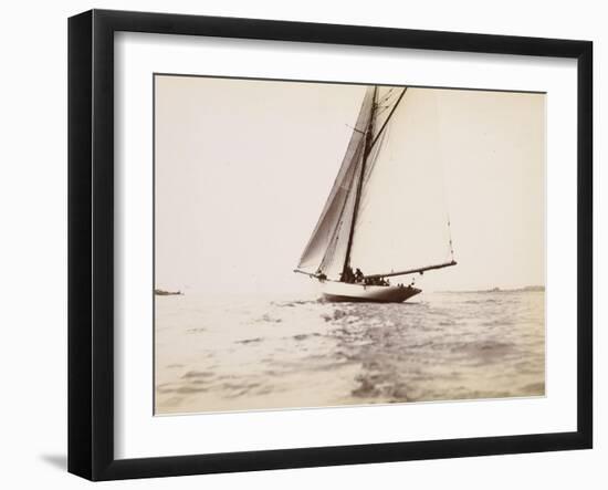 Voilier-null-Framed Giclee Print