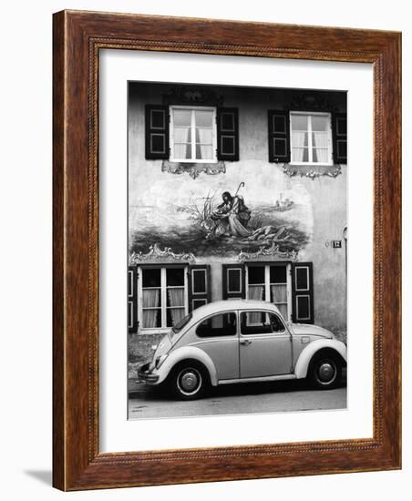Volkswagen-Alfred Eisenstaedt-Framed Photographic Print