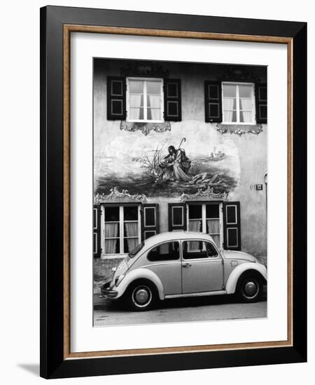 Volkswagen-Alfred Eisenstaedt-Framed Photographic Print