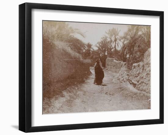 Voyage en Algérie : Femme voilée dans une rue de Sidi-Okba-Henri Jacques Edouard Evenepoel-Framed Giclee Print