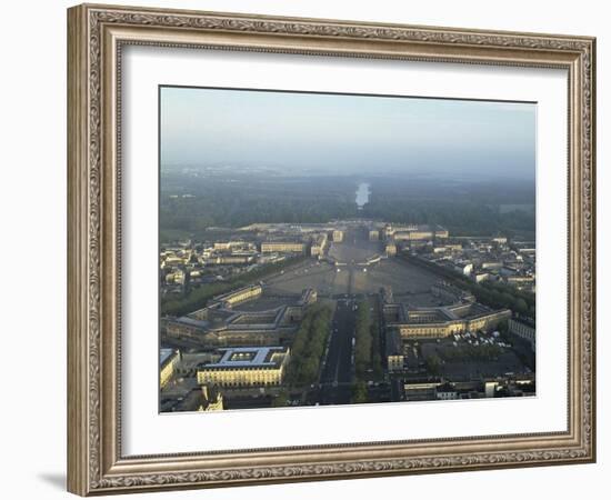 Vue aérienne du château de Versailles, en 1990-null-Framed Giclee Print