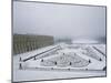 Vue du château de Versailles sous la neige côté parterre du Midi et de la p-null-Mounted Giclee Print