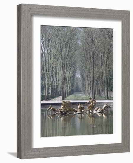 Vue du parc: bassin d'Apollon: Le char d'Apollon, 1668-1670-Jean-Baptiste Tuby-Framed Giclee Print