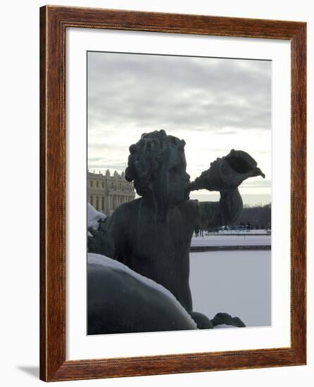 vue du parc: parterre d'Eau, bassin du nord, margelle nord: nymphe allongée appuyée sur un-Philippe Magnier-Framed Giclee Print