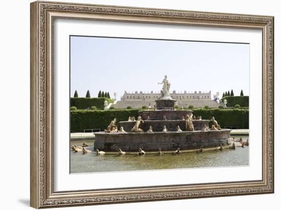 Vue du parc : parterre de Latone-Gaspard Marsy-Framed Giclee Print