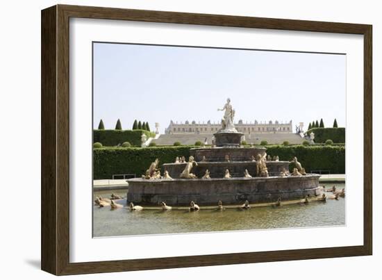 Vue du parc : parterre de Latone-Gaspard Marsy-Framed Giclee Print