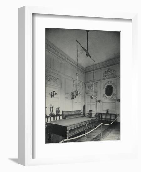 Vue du Salon des officiers (alors Salon de billard) au Grand Trianon-Armand Guérinet-Framed Giclee Print