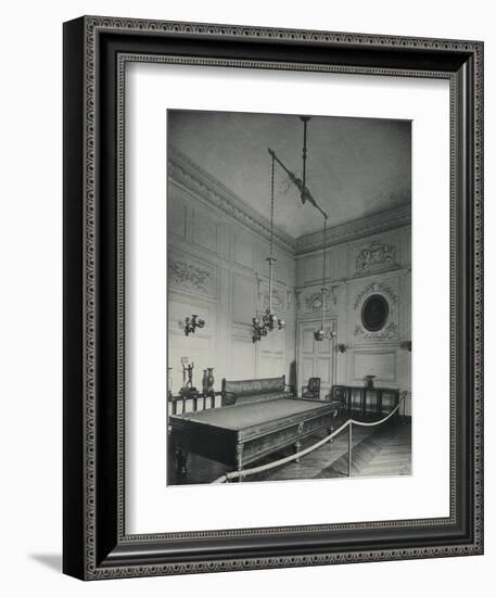 Vue du Salon des officiers (alors Salon de billard) au Grand Trianon-Armand Guérinet-Framed Giclee Print