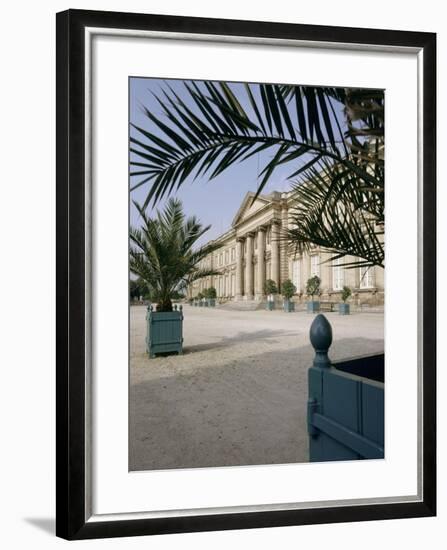 Vue extérieure : façade côté parc-null-Framed Giclee Print