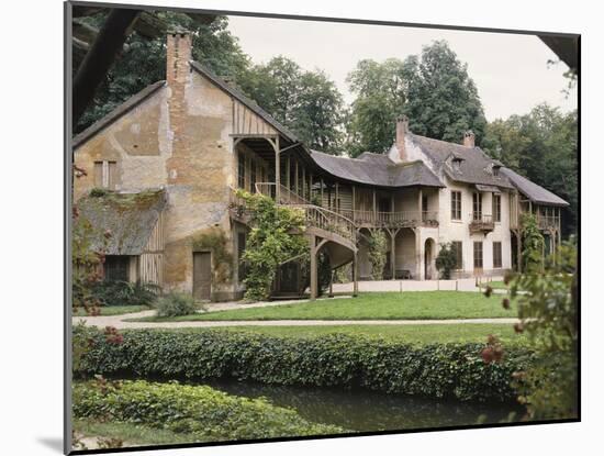 Vue extérieure petit Trianon : Hameau de la Reine : le Billard et la Maison de la Reine-null-Mounted Giclee Print