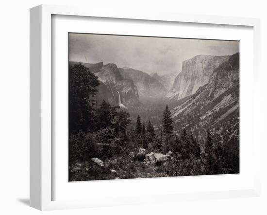 Vue générale de la vallée de Yosémite prise d'Artiste Point, Californie-Carleton Emmons Watkins-Framed Giclee Print