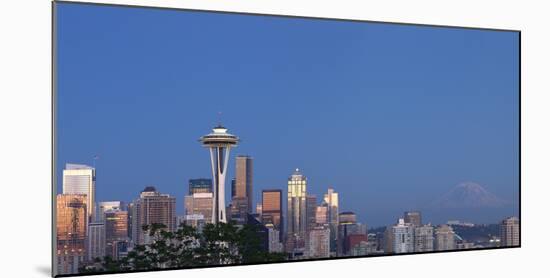 Wa, Seattle, Skyline View from Kerry Park, with Mount Rainie-Jamie And Judy Wild-Mounted Photographic Print