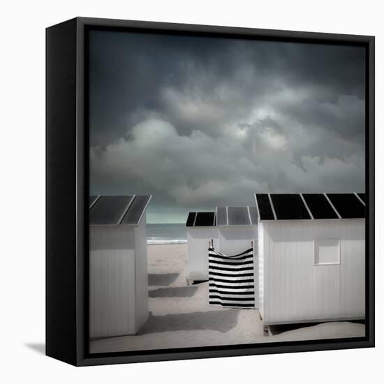 Waiting for summer-Gilbert Claes-Framed Premier Image Canvas