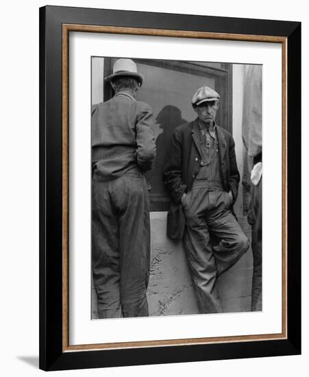 Waiting for twice monthly relief checks at Calipatria, California, 1937-Dorothea Lange-Framed Photographic Print