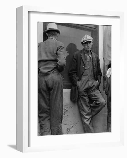 Waiting for twice monthly relief checks at Calipatria, California, 1937-Dorothea Lange-Framed Photographic Print