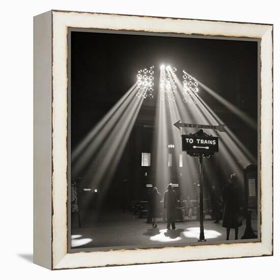 Waiting Room of the Union Station, Chicago-null-Framed Premier Image Canvas