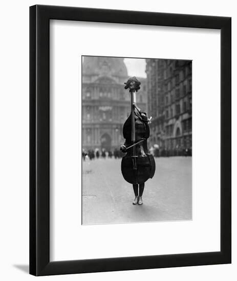 Walking Violin in Philadelphia Mummers' Parade, 1917-Bettmann-Framed Photographic Print