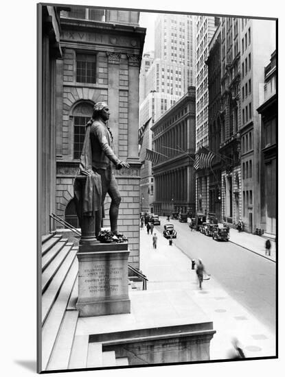 Wall Street Is Virtually Deserted in Front of the US Sub-Treasury Building-null-Mounted Photo