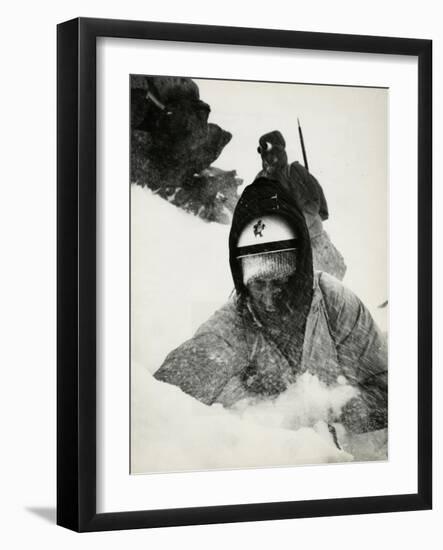 Walter Bonatti-Mario de Biasi-Framed Giclee Print