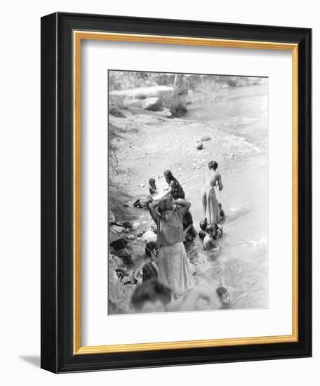 Washing at the River Near Tehuantepec, Mexico, 1929-Tina Modotti-Framed Giclee Print