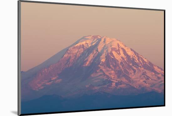 Washington, Seattle, Mount Rainier at Sunset, View of North Side from Kerry Park-Jamie And Judy Wild-Mounted Photographic Print