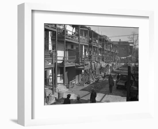 Washington Slum, 1935-Carl Mydans-Framed Photographic Print