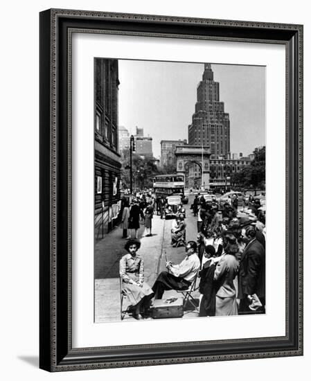 Washington Square Art Show-Alfred Eisenstaedt-Framed Photographic Print