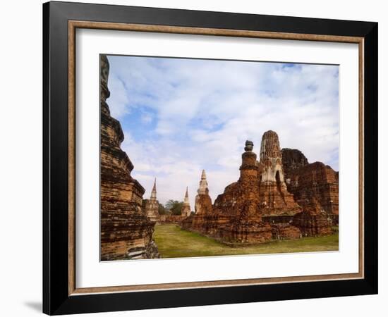 Wat Chaiwatthanaram, Ayutthaya Historical Park, Thailand-Keren Su-Framed Photographic Print