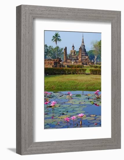 Wat Mahatat, Sukhothai Historical Park, Sukhothai, Thailand, Southeast Asia, Asia-null-Framed Photographic Print